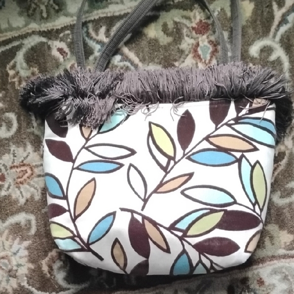 Bagolita By Janice Bag - Leaf Design - Picture 3 of 9